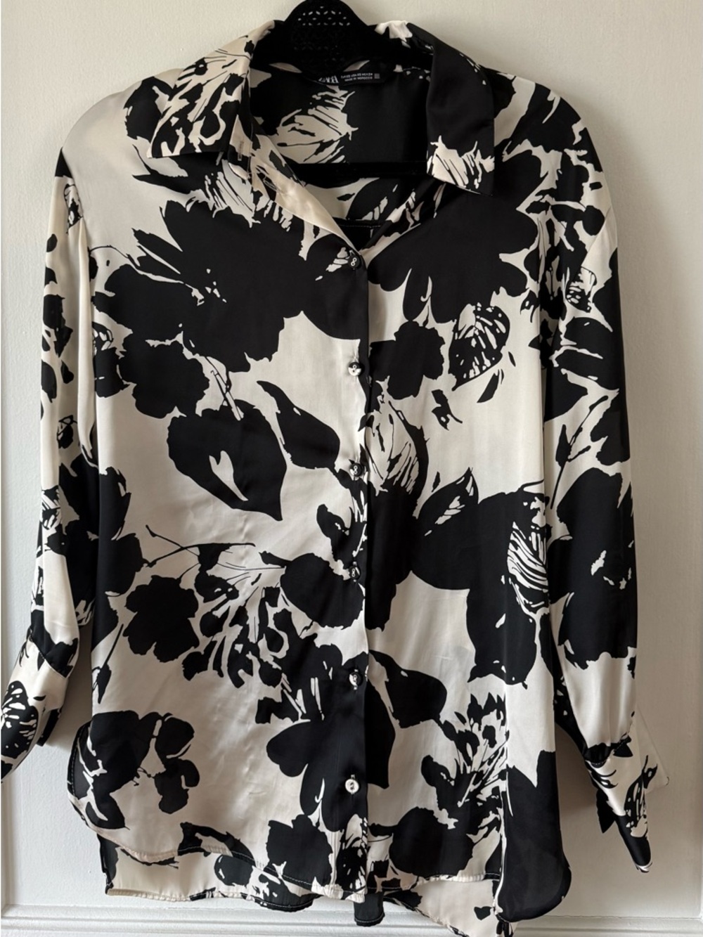 Zara Black and White Floral Button-Down Shirt